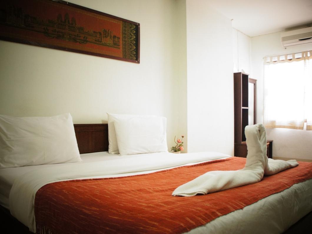 Vipa House Hotel Chiang Mai Exterior photo